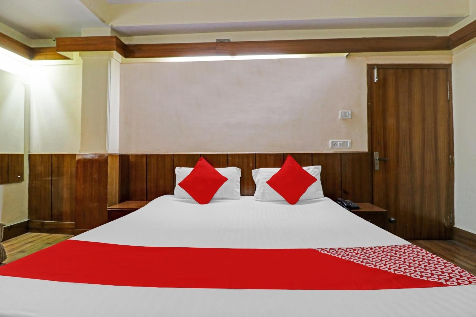 Flagship Hotel Yadgar 西姆拉 外观 照片