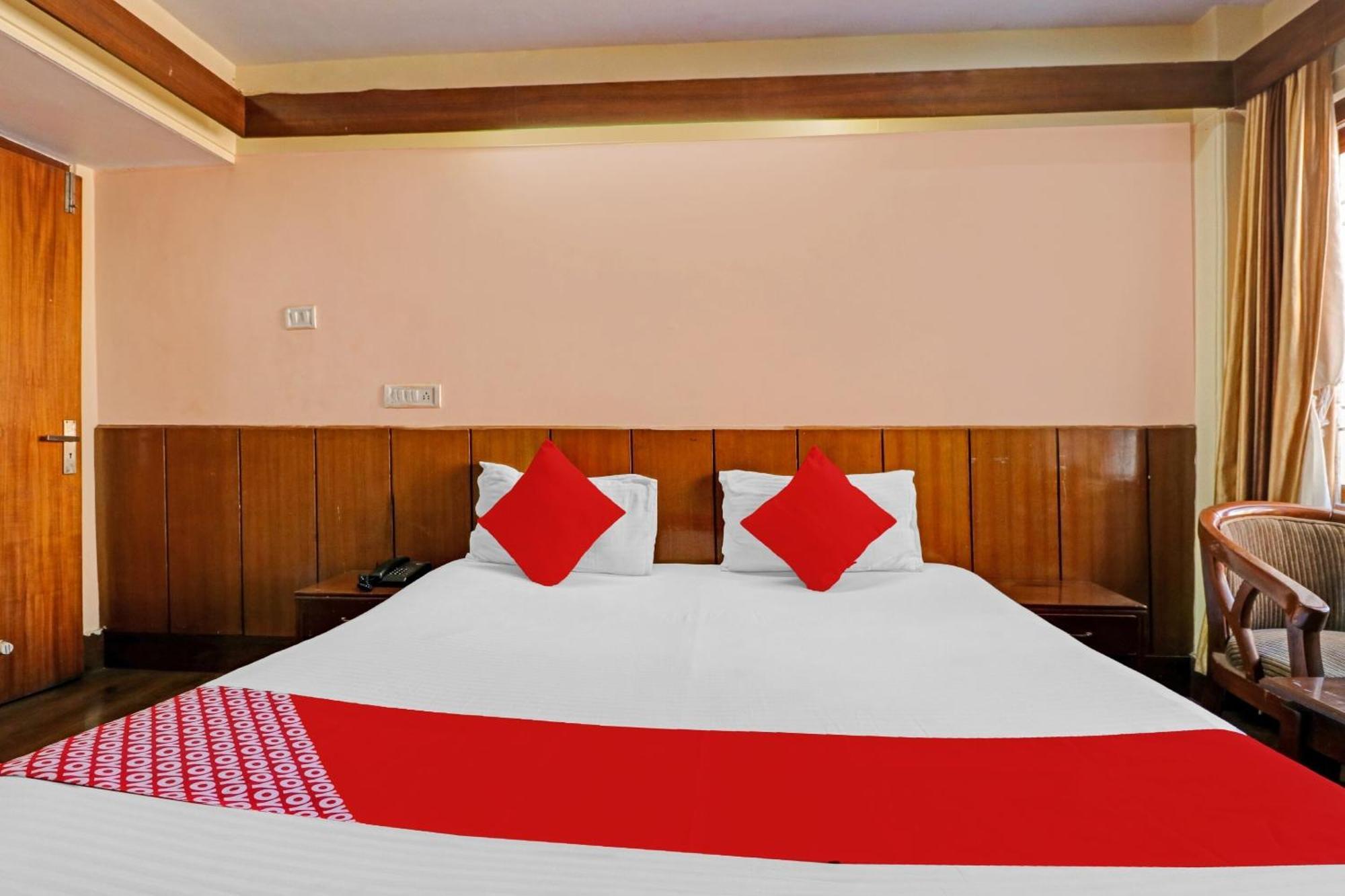 Flagship Hotel Yadgar 西姆拉 外观 照片